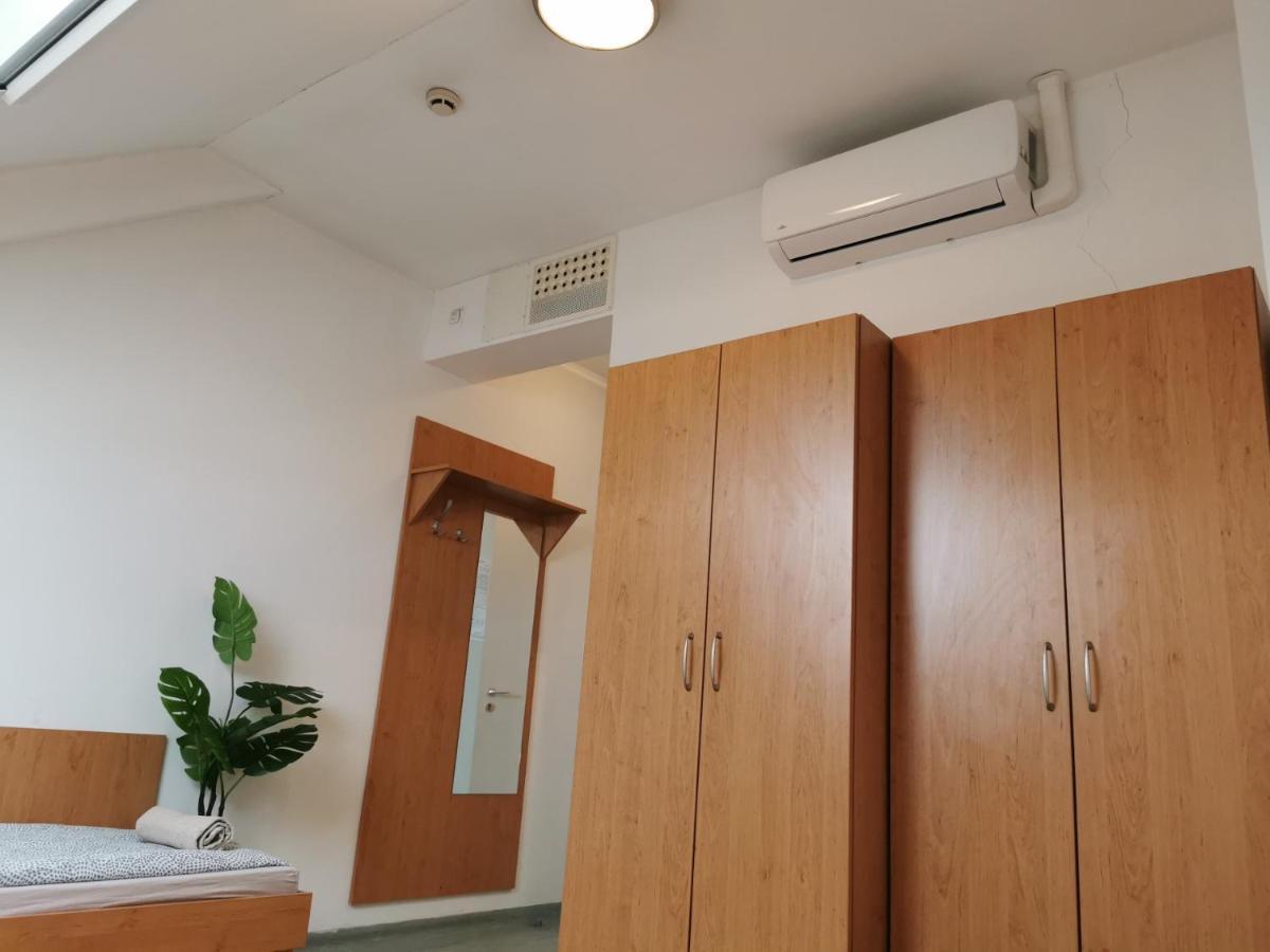 Dunaújváros Hid Ifjusagi Szalloホステル エクステリア 写真